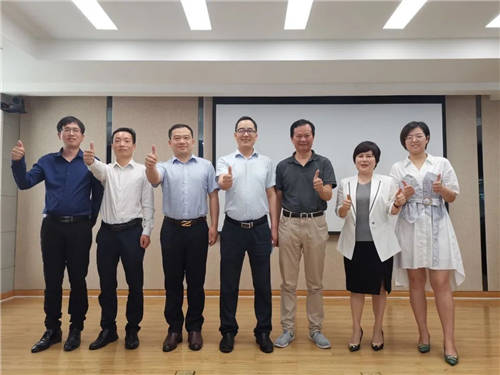 一只雞做到年銷30億，老鄉(xiāng)雞攜手藍(lán)凌打造合同管理系統(tǒng)