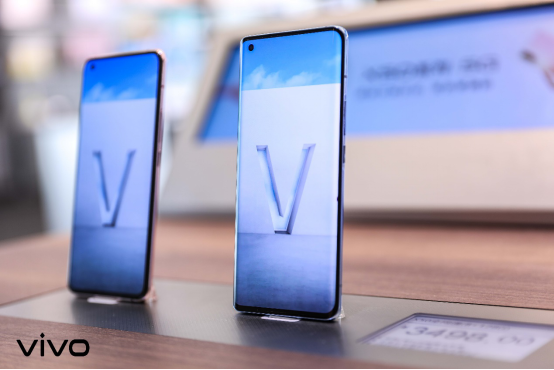 Canalys：vivo二季度穩(wěn)居中國(guó)市場(chǎng)第二，環(huán)比增長(zhǎng)23%