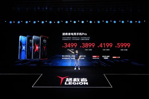 黑鯊和ROG汗顏！為啥ChinaJoy上拯救者Pro展臺(tái)人氣這么高？