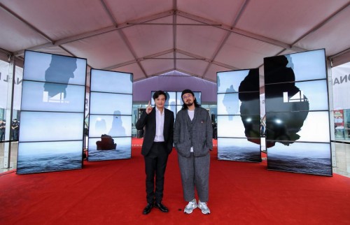 海信視像“拍了拍”你，快來看FIRST電影展星光紅毯！