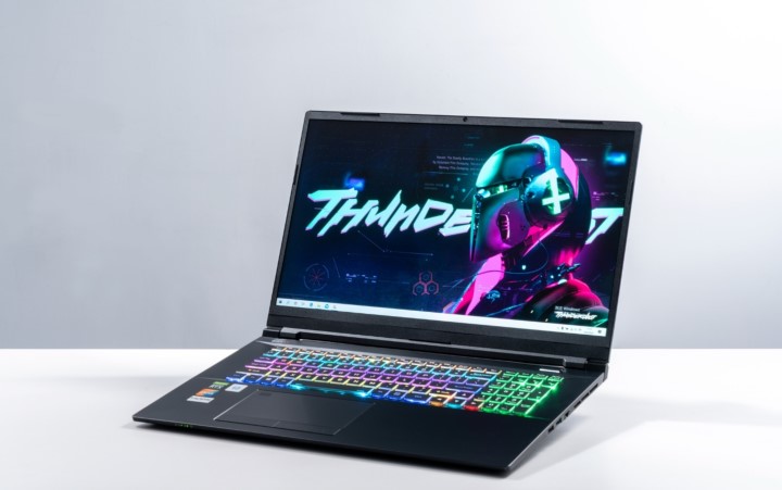 八核i7+RTX2080S體驗(yàn)如何?—雷神911 P1 Plus筆記本新品評測