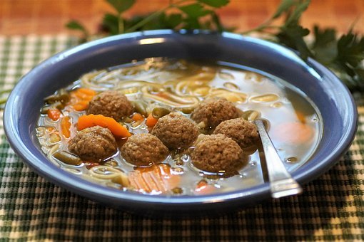 長期熬夜的男性，別忘了堅(jiān)持食用男士多種維生素