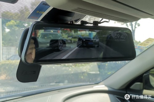 不只是雙錄！淺談流媒體行車記錄儀的利與弊