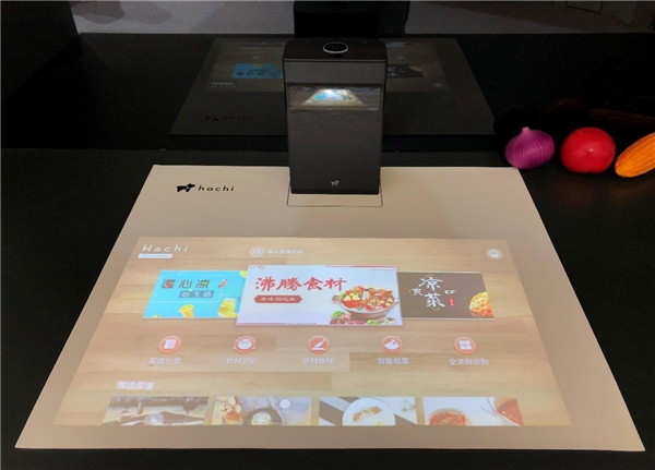 上海國際智能家居展首日驚現(xiàn)大爆款：hachi哈奇光屏M1帶來三大超前體驗(yàn)