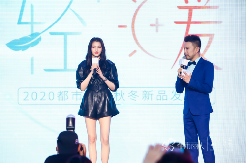 關(guān)曉彤吸貓大片上線，都市麗人成為鏟屎官的不二之選