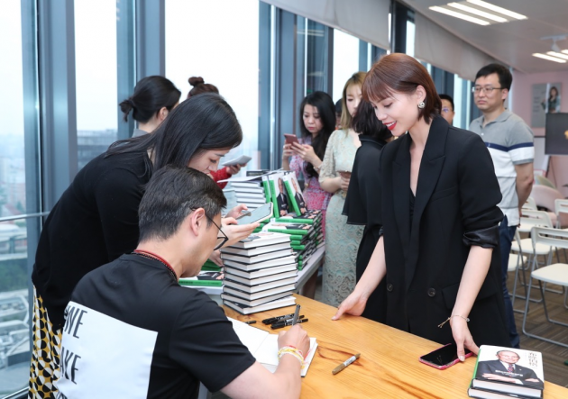 助力中國職業(yè)女性成長，優(yōu)客工場創(chuàng)始人毛大慶參與創(chuàng)辦“睿問女子學(xué)院”