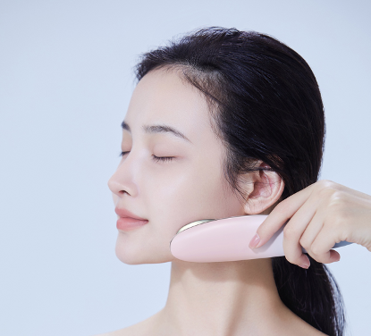 Coficoli可菲可麗微電流美容儀底氣養(yǎng)膚，盡顯素顏之美