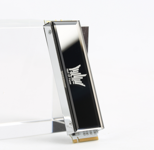 速度7...7...7GB/s？影馳HOF新一代PCIe4.0 SSD曝光
