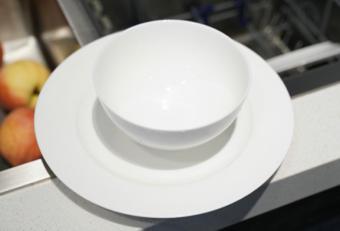 為了讓您洗個干凈清爽的碗，火星人U6水槽洗碗機(jī)操碎了心！