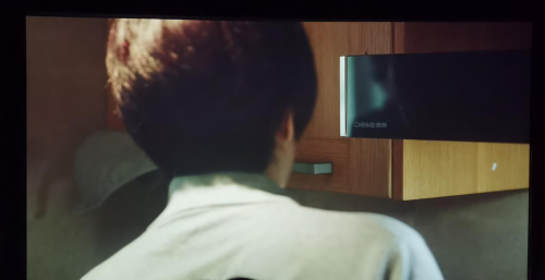 女排《奪冠》上映 德意強(qiáng)排買(mǎi)單