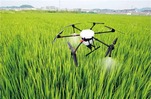 當(dāng)人工智能遇上無人機(jī)，無人機(jī)民用落地迎來新篇章
