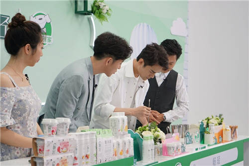 王凱同款暢輕1小時送達，京東到家“超級粉絲日”助伊利低溫銷量破紀錄