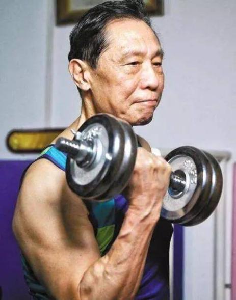 央視國慶晚會“C位”鐘南山！每一次出現(xiàn)，都留下了金句