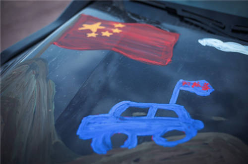英雄再會(huì)！長城炮車主玩轉(zhuǎn)阿拉善英雄會(huì)