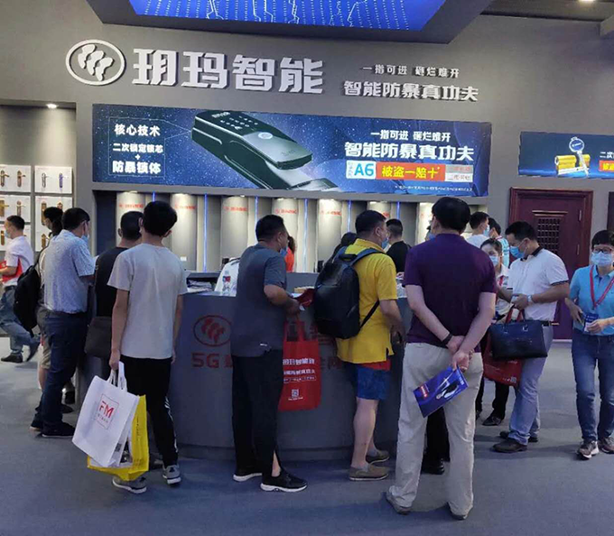 智能門鎖安全升級受關(guān)注，玥瑪二次鎖定更安全
