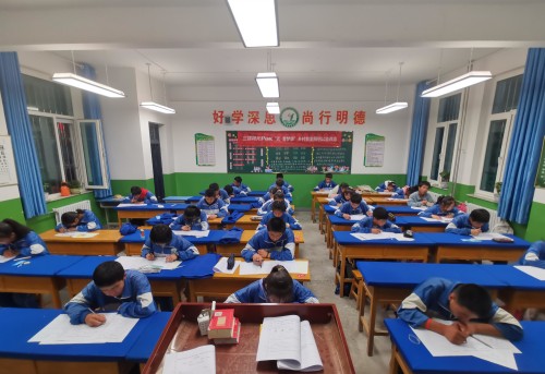 再登央視！三雄極光打造教育扶貧樣本