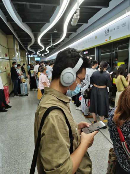 降噪耳機(jī)，這7大因素是關(guān)鍵！ 音樂廠牌酷狗首發(fā)M9頭戴式降噪耳機(jī)，499元高性價比單品