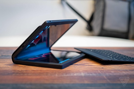 ThinkPad全球首發(fā)折疊屏筆記本電腦 ，X1 Fold背后的“黑科技”