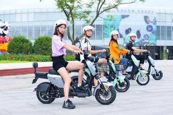買電動(dòng)車陷入選牌子困境？愛瑪電動(dòng)車——好品牌不懼對(duì)比