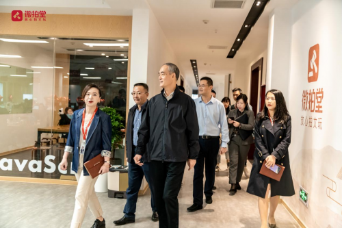 杭州市政協(xié)黨組副書記、副主席張仲燦一行 到訪微拍堂走訪調(diào)研
