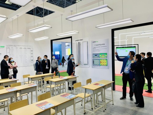 重慶教裝展，三雄極光來(lái)勢(shì)洶洶洶洶！