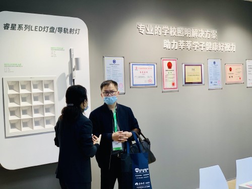 重慶教裝展，三雄極光來(lái)勢(shì)洶洶洶洶！
