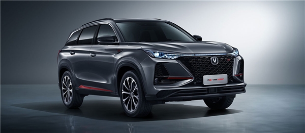 十五萬(wàn)級(jí)市場(chǎng)勁敵，長(zhǎng)安汽車CS75PLUS真能打