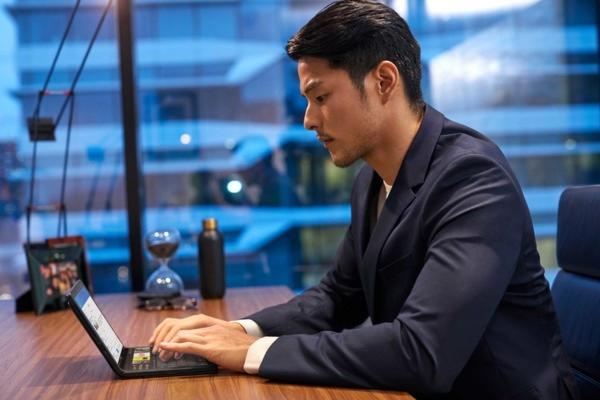 生于未來(lái)的新物種，場(chǎng)景實(shí)驗(yàn)室創(chuàng)始人吳聲談ThinkPad X1 Fold