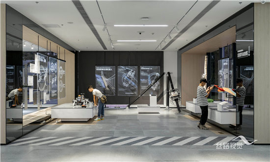 絲路視覺出品，走進深圳人工智能與機器人研究院展廳