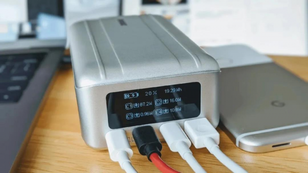 為什么說征拓SuperTank Pro是移動電源行業(yè)頂級旗艦？深度評測來了