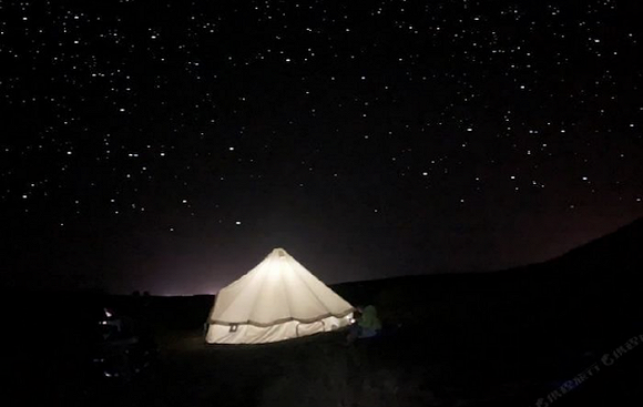 早看朝霞晚覽星空，這10家途家民宿藏在甘肅的美景中
