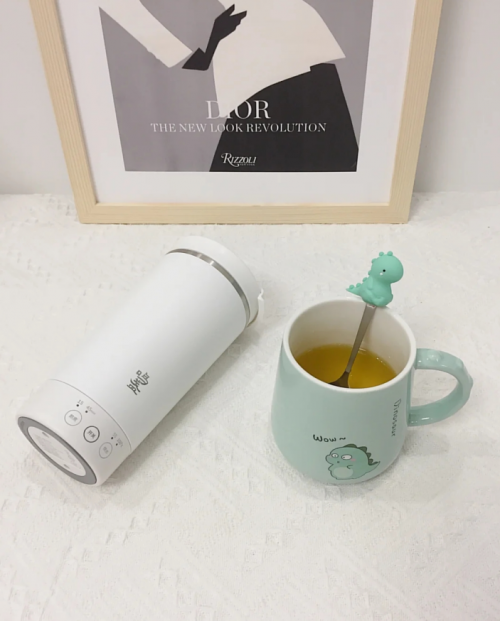 極速燒水，花式養(yǎng)生，這款便攜燒水壺給你冬日幸福感
