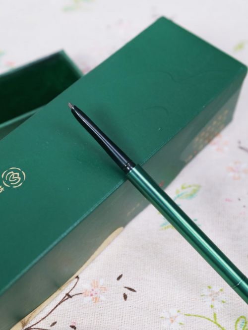 草木之心怎么樣？神仙彩妝系列春山云鳳釵眉筆全新首發(fā)