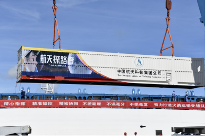 探路者攜手中國航天，聯(lián)名打造“航天探路者”