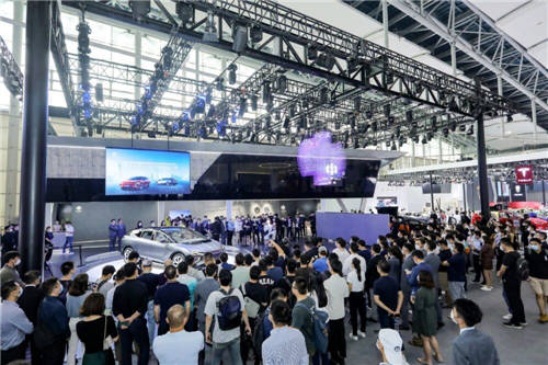 高合HiPhi X亮相廣州車展！高合汽車與特斯拉再度碰面！