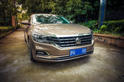 中保研碰撞安全認(rèn)證，提車上汽大眾帕薩特全家都放心