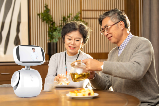 智能健康機(jī)器人，小康助手呵護(hù)全家健康