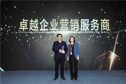 實力見證！微贊榮獲創(chuàng)業(yè)邦2020年度卓越企業(yè)營銷服務(wù)商