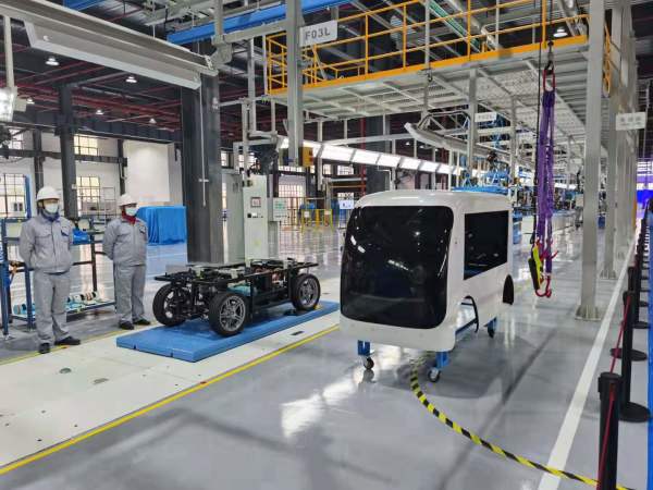 L4級車規(guī)制造物流無人車，智梭科技后發(fā)先至