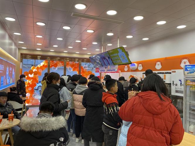 共克時(shí)艱，冰雪時(shí)光免除加盟商600余萬元的物料費(fèi)用