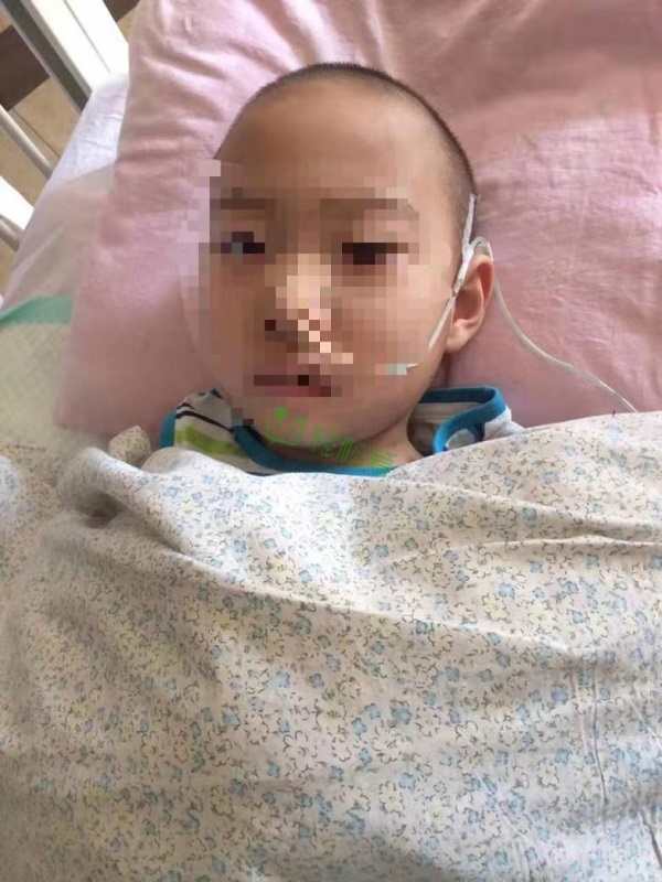 男童不幸罹患血癌急等治療費救命，父母無奈求助輕松籌獲眾人幫扶