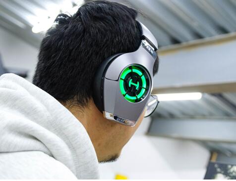 漫步者HECATE GX體驗：帶小金標的全能電競耳機你見過沒?