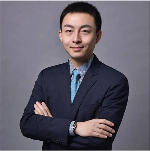 任庚：企業(yè)數(shù)字化轉(zhuǎn)型的“一點兩面三三制”