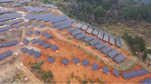 大功率，高精度！固德威100kW+大機(jī)全面助力山地光伏電站