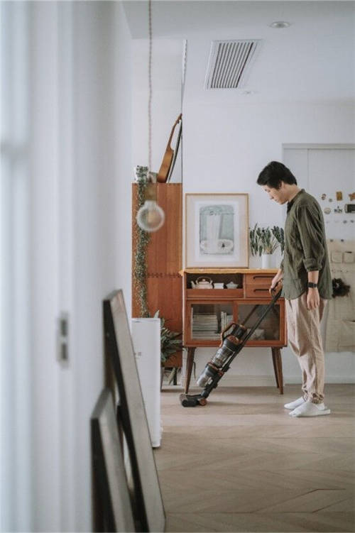 萊克立式吸塵器，擋不住的戰(zhàn)“塵”力