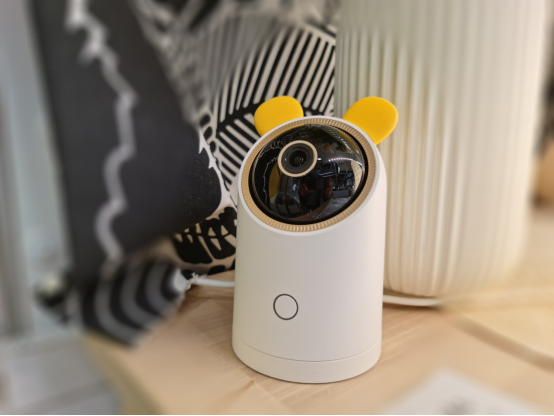 360°無死角、AI智能追蹤 華為智選 海雀智能攝像頭Pro 64GB來了！
