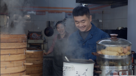 特殊的春節(jié)特殊的禮物，大力智能作業(yè)燈這個實驗戳中無數(shù)父母