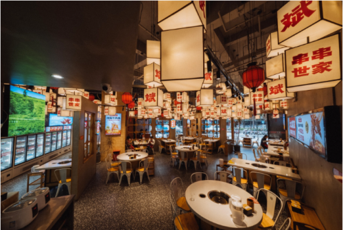 串串火鍋不行了?這個品牌宣布年內(nèi)要突破1000店規(guī)模!