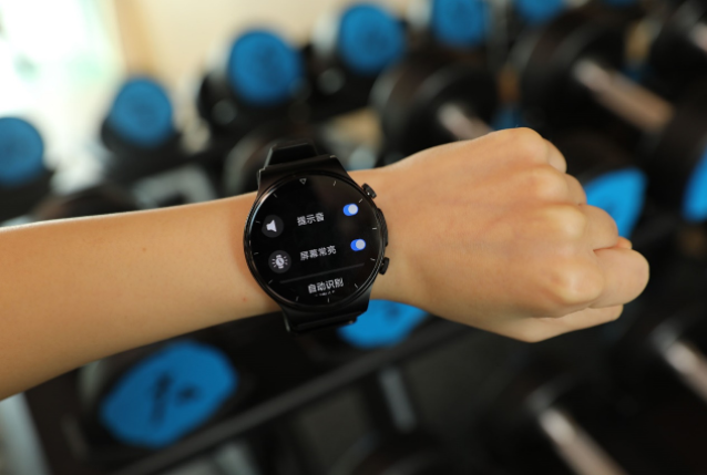 堅(jiān)持跑步卻沒有效果？戴上HUAWEI WATCH GT 2 Pro，助你輕松達(dá)標(biāo)