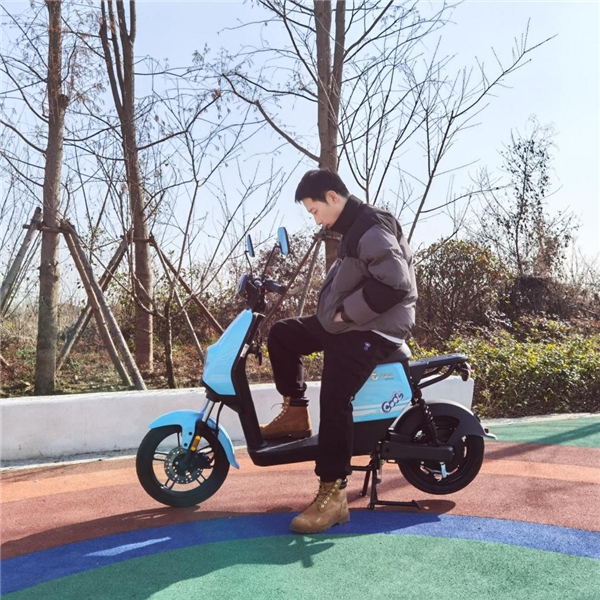自由新騎的雅迪DE1，不能錯(cuò)過(guò)的家用電動(dòng)車